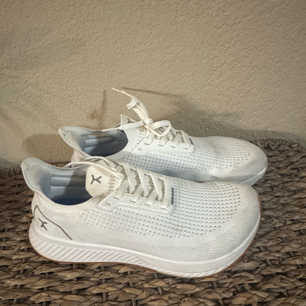 Flux shoes